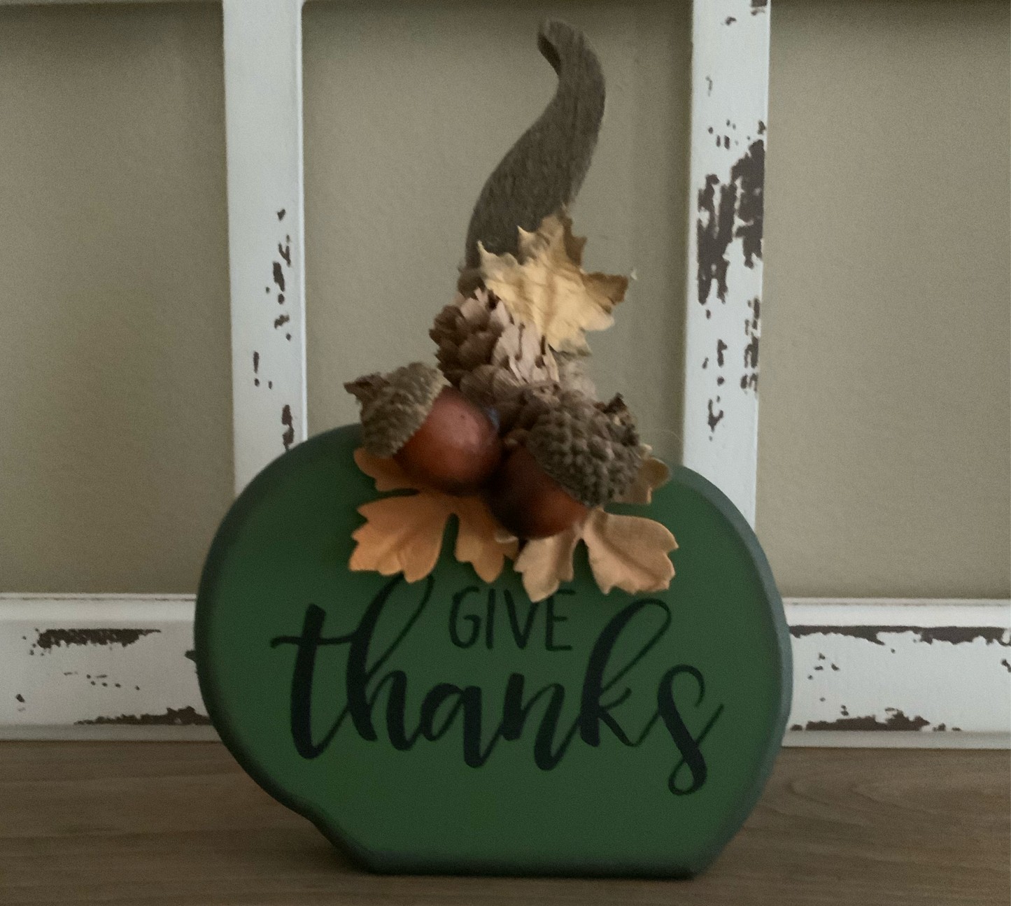 Small pumpkin “Give Thanks”